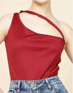 One-Shoulder Cut-out neck top