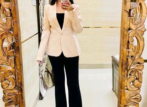 zara light peach Pink color blazer..