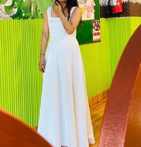Newme white solid fit flare dress 👗