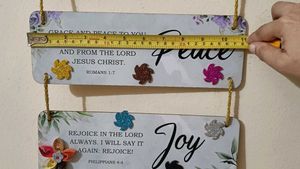 Inspirational Wall Hanging with Quotes of Jesus