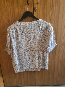 Floral Button-Up Short Sleeve Top