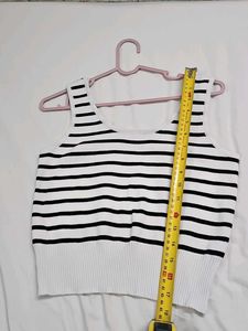 Knit Cropped Tank Top (Black & white stripes)