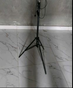 Brand New 7 Feet Tripod Stand