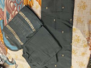 Heavy Three Piece Suit Kurti Pant Nd Dupatta