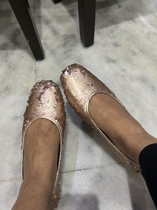Reversible Sequins Bellies (size 41)