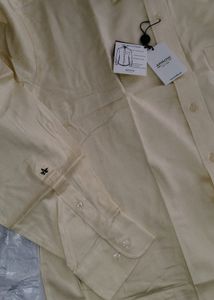 Arrow Premium Collection Formal Cotton Shirt