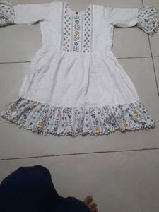 White Embroidered Kurta New
