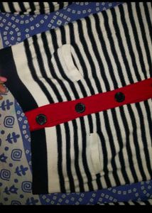 winter shrug and 2 bags free