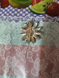 Set of 3 Vintage Brooches new premium quality