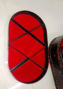 New Vintage Oval Jewelry Box