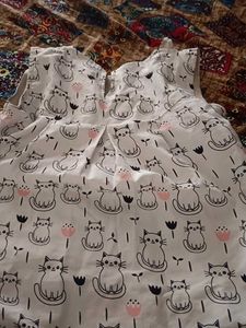 Cute Kitty Print Top