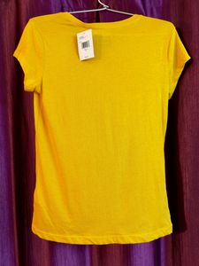 GUESS: Tshirt