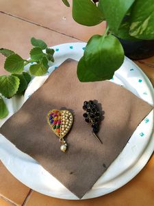 Vintage Brooch & Pin Set