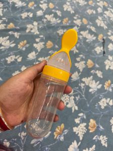 Baby EIO Feeder With Spoon Not Used Once