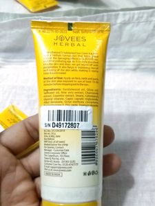 Jovees Herbal Suncover Only One