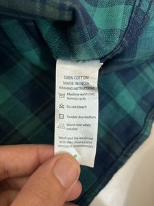 Roadster Green And Blue Shirt For Men