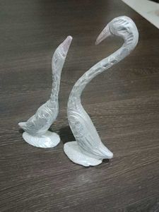 Silver Coloured Metal Swan Pair Show Piece 👍👍