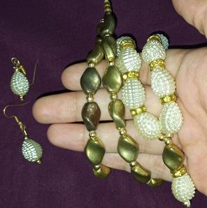 Price Drop!! Necklace With Pair Of Earrings.