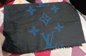 winter warm soft light weight scarf/shawl