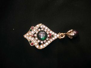 Vintage Style Jewel Brooch