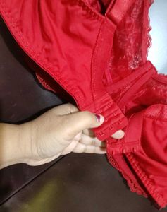Red 🔴 Lace Net Bra For 46 Bust