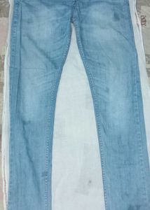 Light Wash Denim Jeans