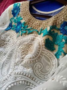 Embroidery Kurta set For girls And Women&#39; Size iss