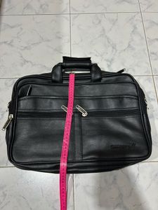Premium Sling Laptop Bag with 7 Chains