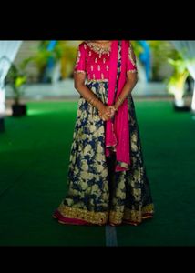 Elegant Pink and Gold Anarkali