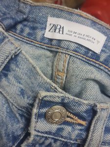 Zara Straight Fit