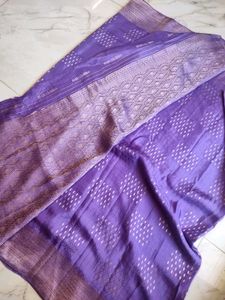 Weaving mistake Pure Dola banaras