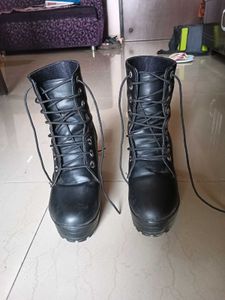 Black Heeled Laced Boots
