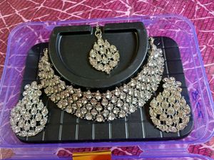 Necklace Set