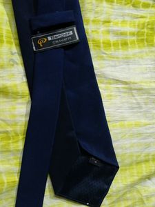 A Navy Blue Tie . New &amp; Nice 🙂 Ti