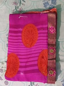Floral Print Pink Saree