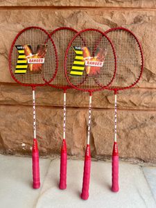 4 Badminton Rackets With Cover