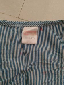 Skirt top baby hug brand size 3 to 4 years