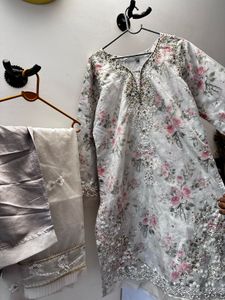 Pakistani Style Embroidery Suit