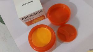 Aprilskin Cleansing Balm