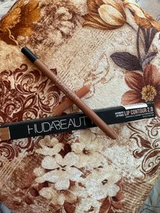 ⭐️Huda Beauty ⭐️ Lip Liner Sandy Beige