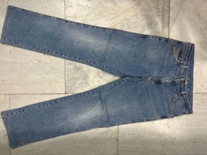 Light Wash Denim Jeans
