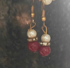 Pearl Necklace &amp; Earring Set