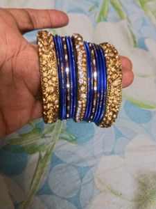 Sparkling Bangle Set