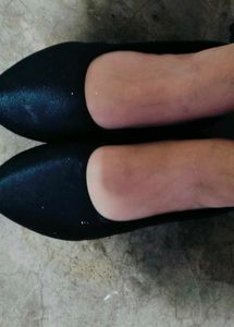Black Pointed-Toe Flats