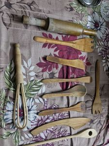 Wooden Kitchen Utensil Set