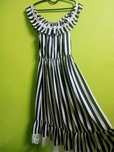 White And Black Check Gown