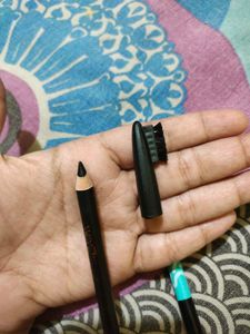 2 Good Quality Eyebrow Pencils (Black)