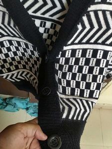 Urbanic Sweater