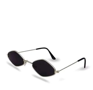 Women Black Stylish Sunglasses