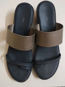 Studio Two-Tone Slide Sandals
